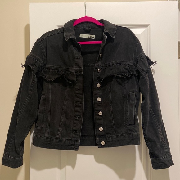 Black jean jacket with ruffles - Picture 1 of 2